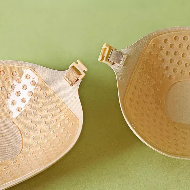 Nuvella™ – Strapless Push-Up Bra for Invisible Lift & All-Day Comfort (Buy 1, Get 1 FREE)