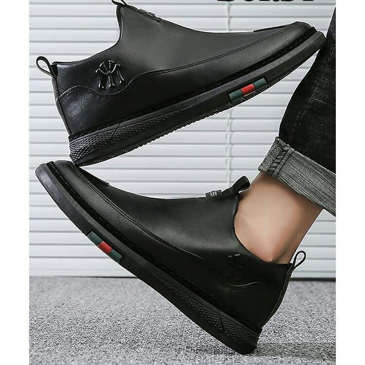 Solid color casual sneakers with side zippers